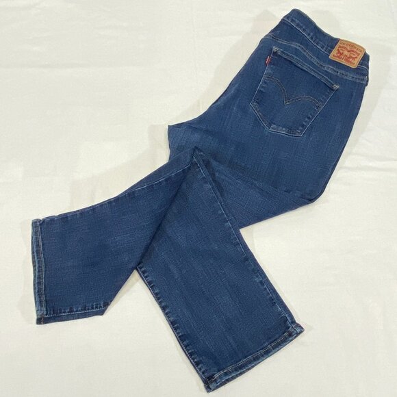 Levi’s High Rise Classic Straight Leg 18W Jeans Medium Wash Denim Timeless Fit - Picture 9 of 13